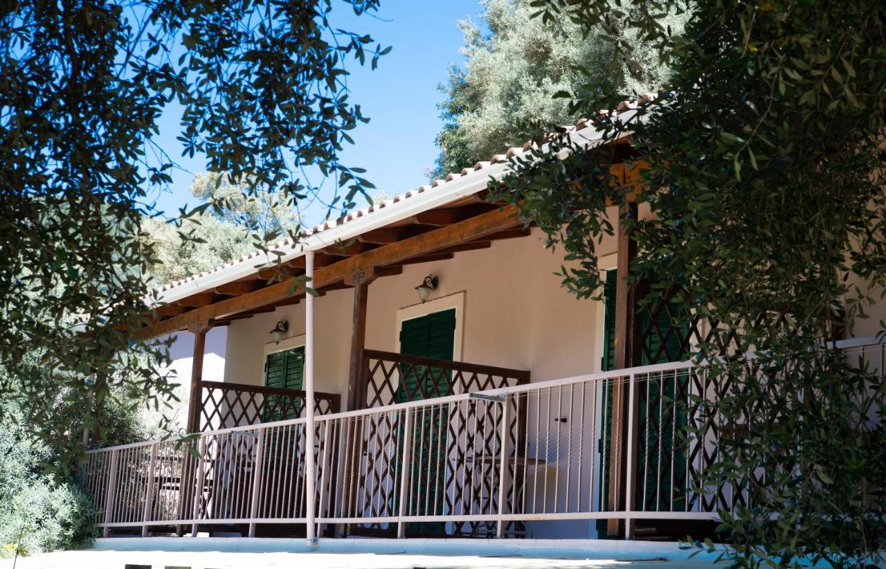 Welcome In Mikros Gialos Buitenkant foto