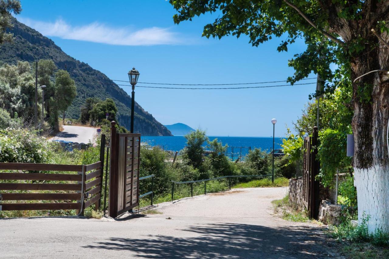 Welcome In Mikros Gialos Buitenkant foto